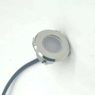 Co wyróżnia te morskie wodoodporne światła LED dla każdego statku?